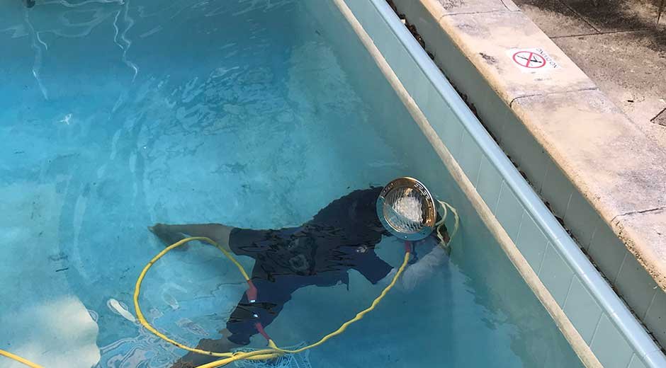 5-Ways-to-Tell-If-Your-Pool-Is-Leaking-&-When-to-Call-an-Expert