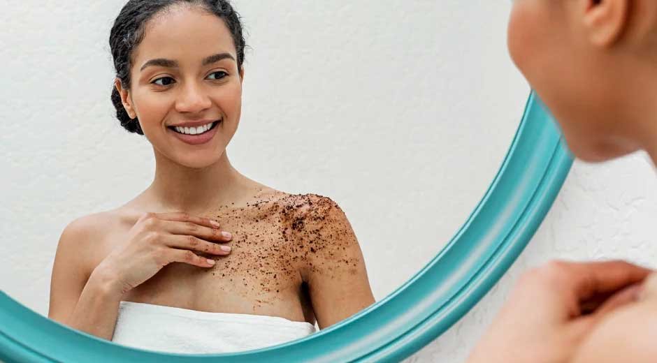 Ingredients-to-Look-for-in-an-Exfoliating-Scrub-for-Oily-Skin