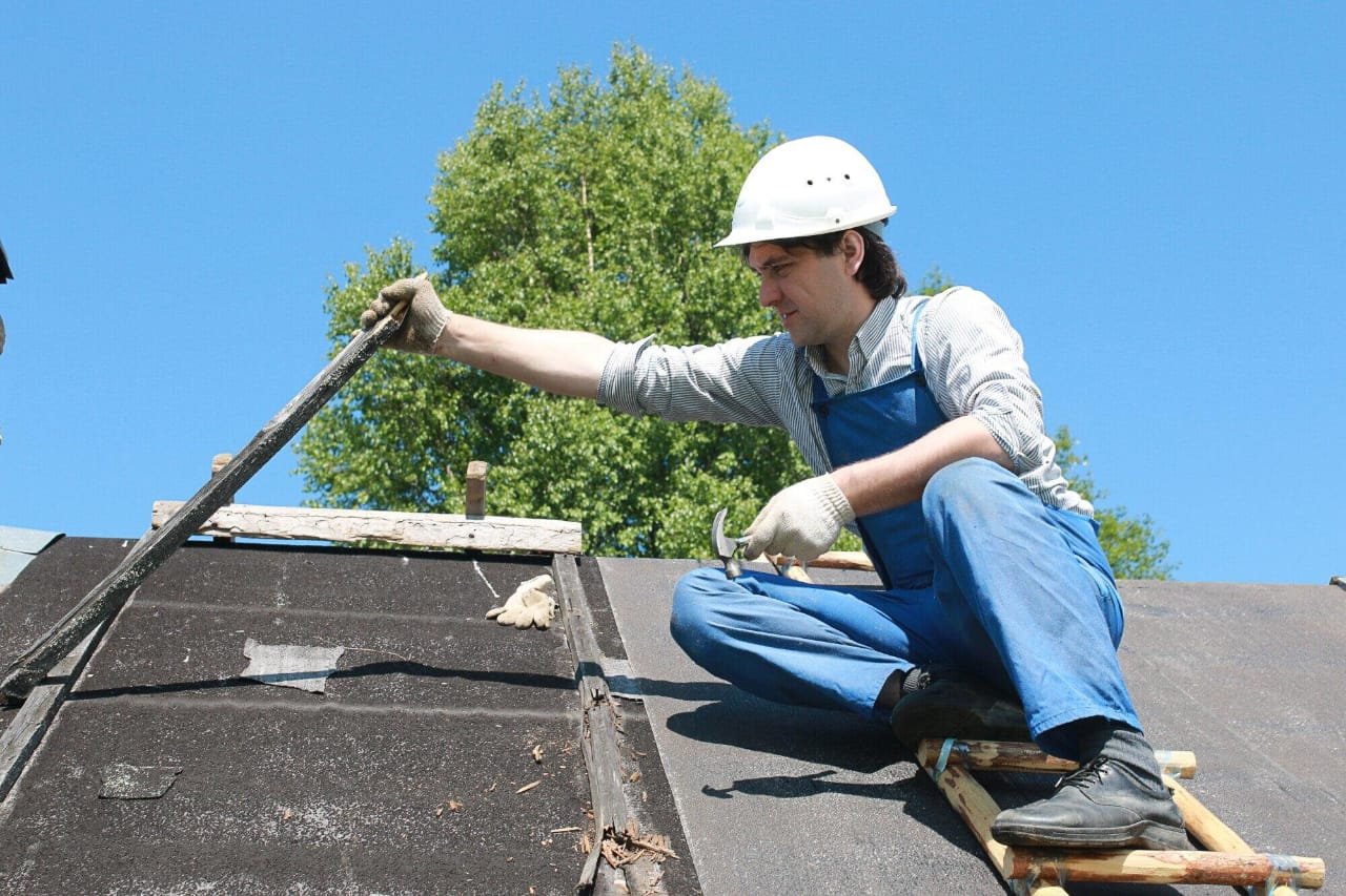 Top 6 Signs It's Time for a Residential Roofing Replacement