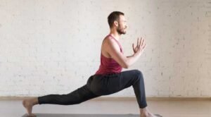 Top-Qualities-to-Look-for-in-a-Male-Yoga-Instructor