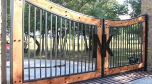 Creative-Ideas-for-Customizing-Your-Metal-Fence-Gates