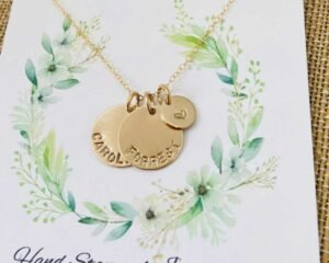 Family Jewelry for New Moms: Celebrating Motherhood in Style