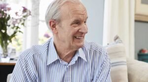 The-4-Essential-Roles-of-a-Dementia-Care-Specialist-in-Alzheimer's-Treatment